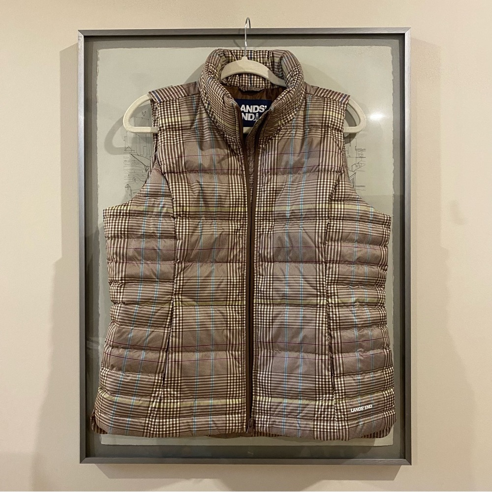 Land’s End Puffer Vest in Plaid - Size M - NWT